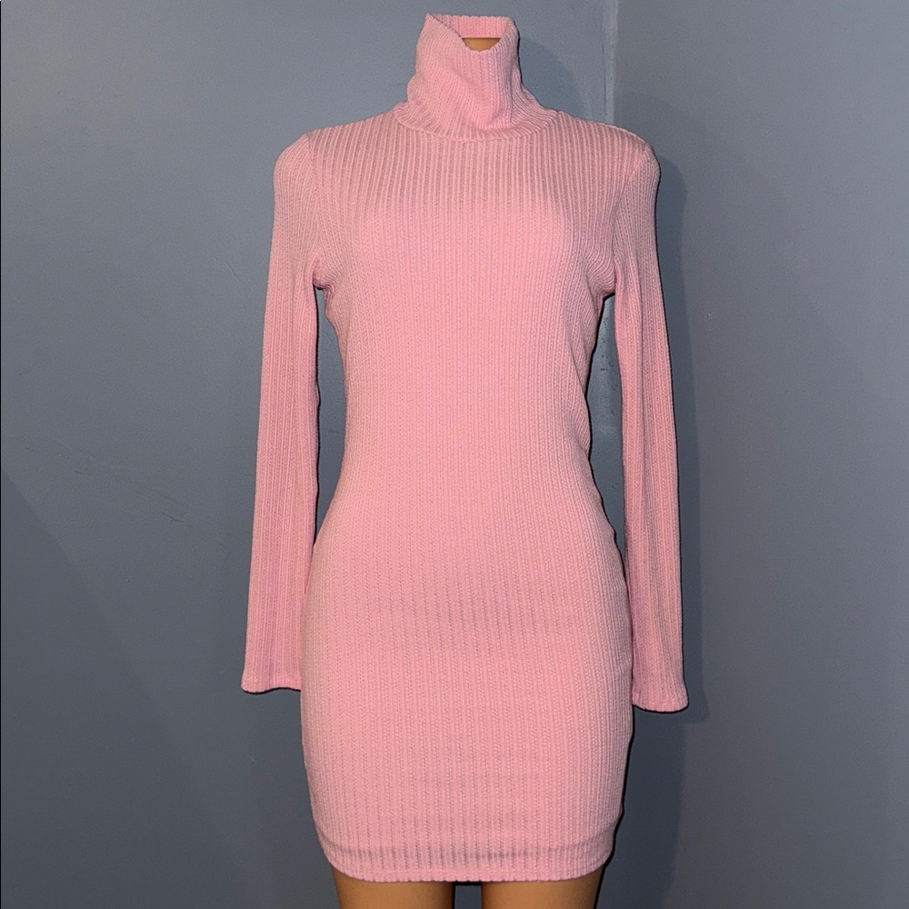 Stylish Fashion Nova Pink Turtleneck Mini Dress - Size Large - Picture 1 of 5